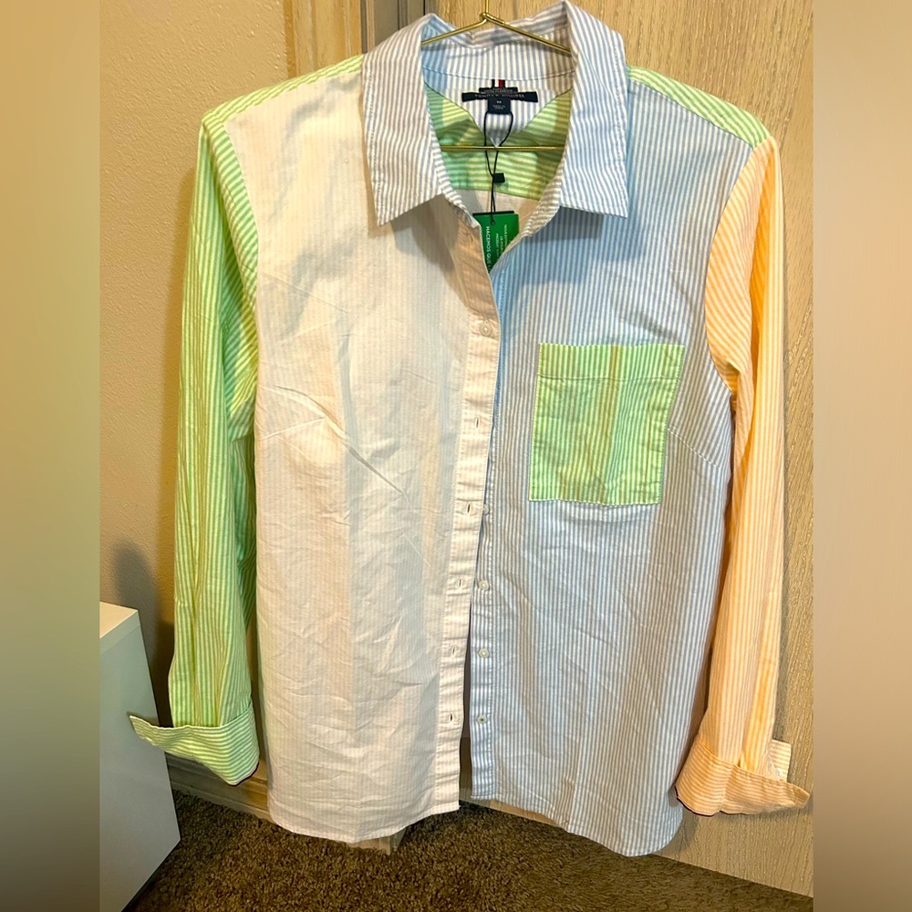 Tommy Hilfiger Button Up